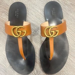 Authentic Gucci Leather Thong Sandal